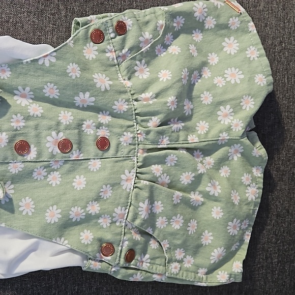 Overall set - Picture 2 of 4